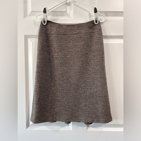 Lafayette 148 New York Dresses & Skirts - Lafayette 148 100% Wool Tulip Pleat Pencil Skirt Size 4 Old Money Career Preppy